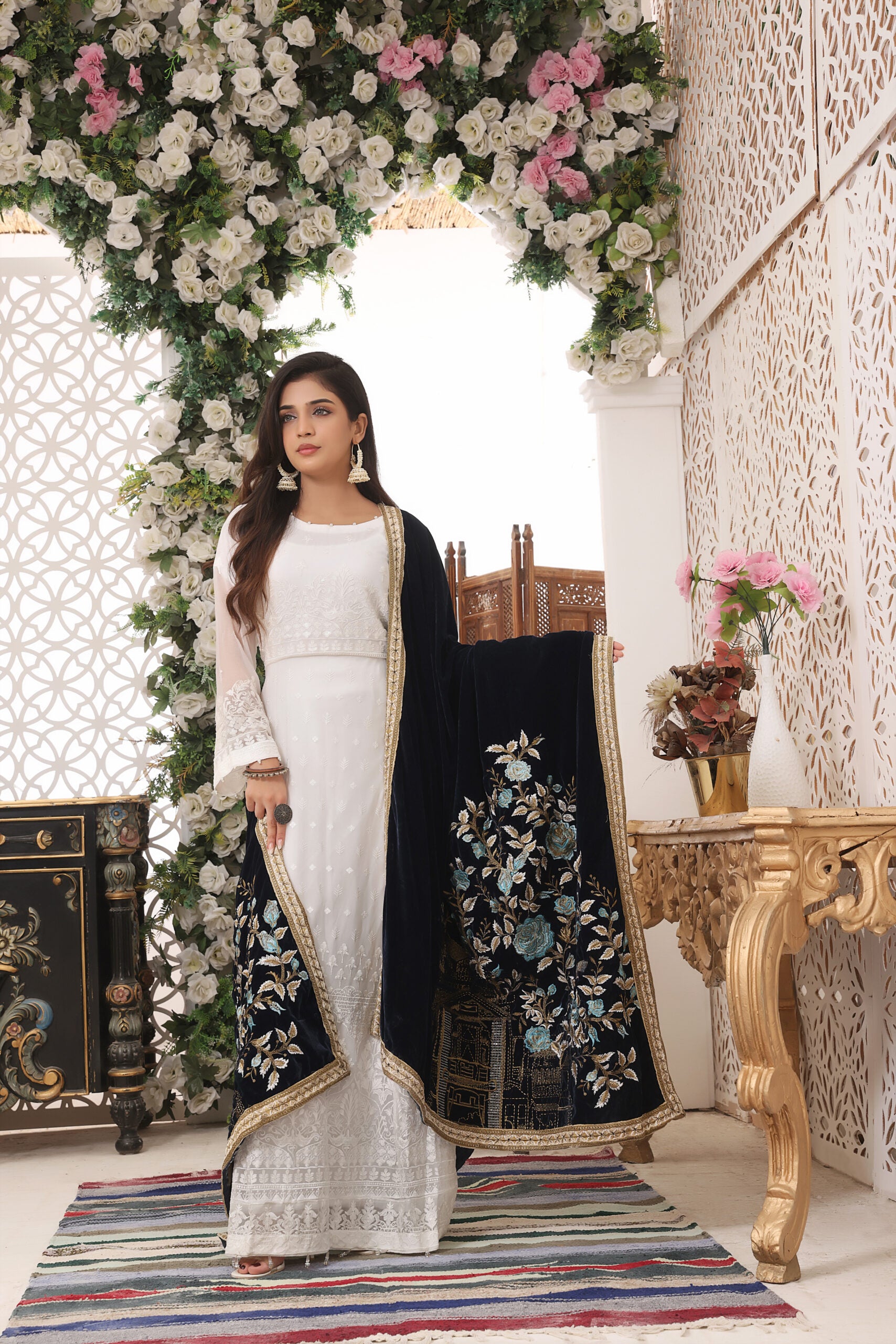 Hadia Eman Unstitched 3 Piece Embroidered Chiffon Suit HE23EV D-01-White - Festive Collection Brand Mafia by Zonash