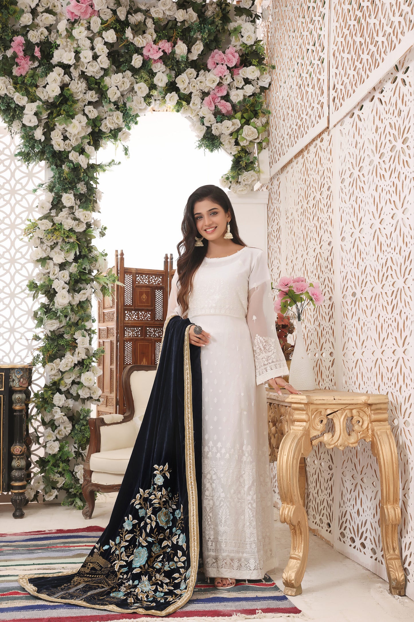 Hadia Eman Unstitched 3 Piece Embroidered Chiffon Suit HE23EV D-01-White - Festive Collection Brand Mafia by Zonash