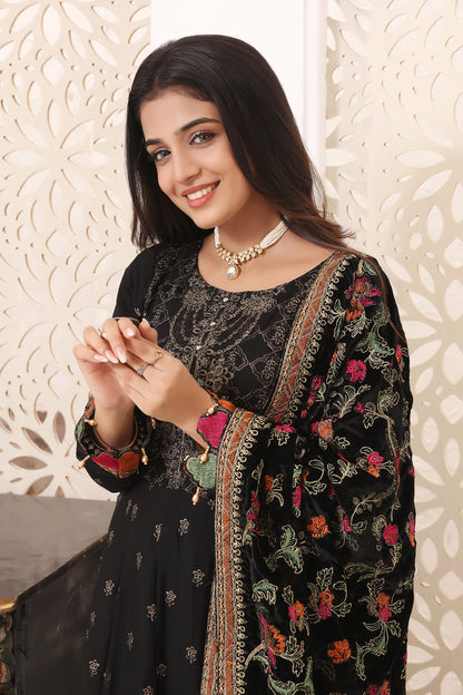 Hadia Eman Unstitched 3 Piece Embroidered Chiffon Suit HE23EV D-03-Black - Festive Collection Brand Mafia by Zonash