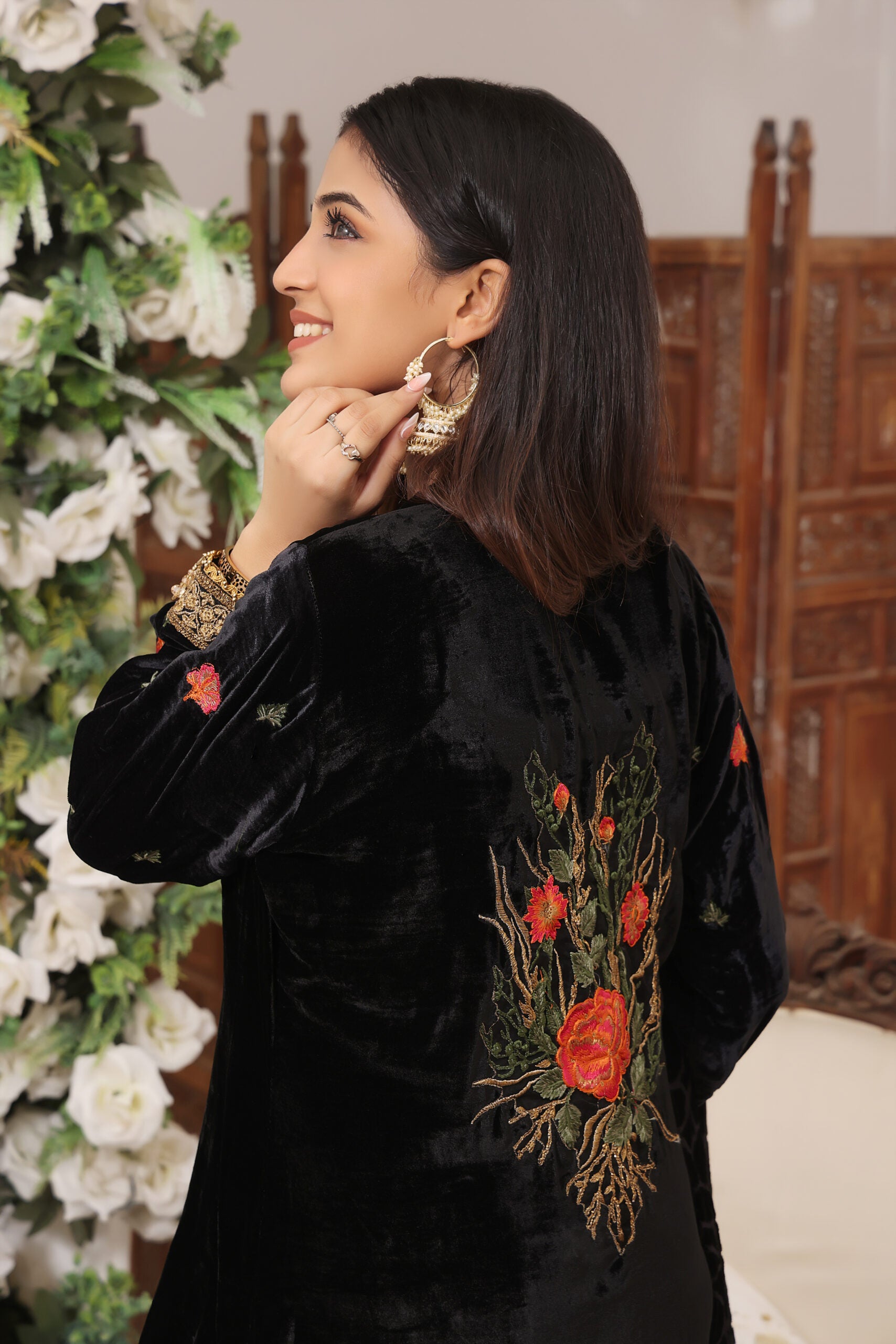 Hadia Eman Unstitched 3 Piece Embroidered Velvet Suit HE23EV D-04 - Festive Collection Brand Mafia by Zonash