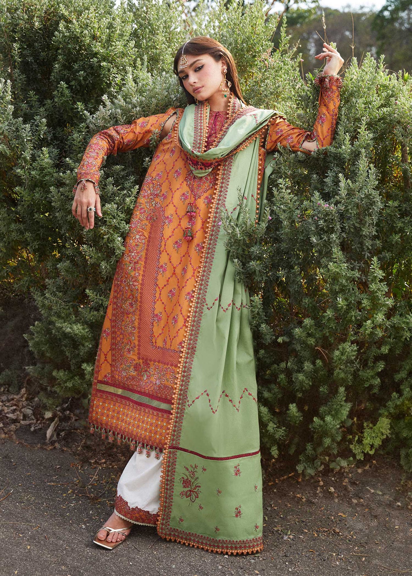 Hussain Rehar Unstitched 3 Piece Embroidered Lawn Suit HRR24EL AMIRA - Luxury Collection Brand Mafia by Zonash