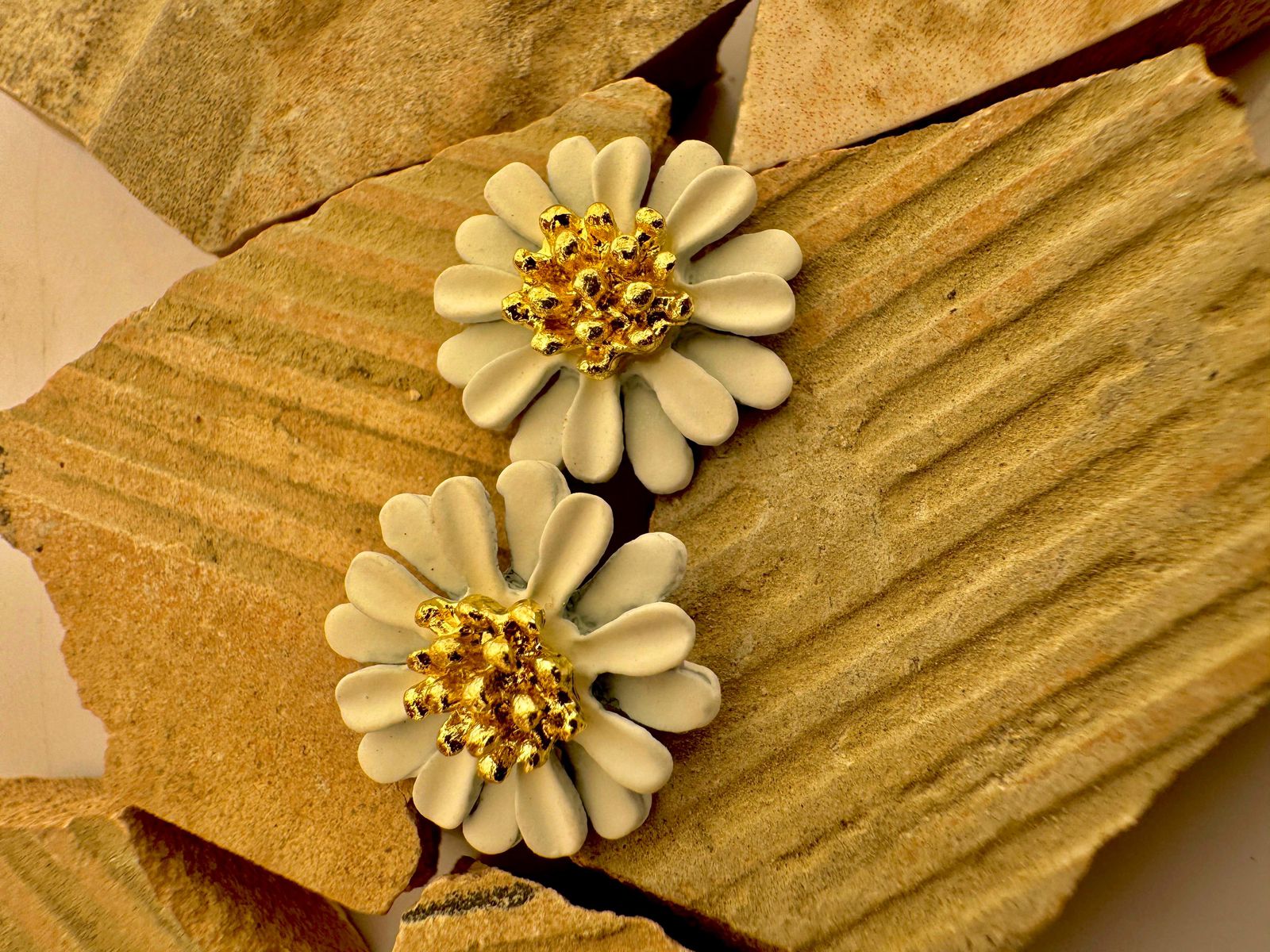 Polymer Daisy Studs - 12mm Brand Mafia by Zonash