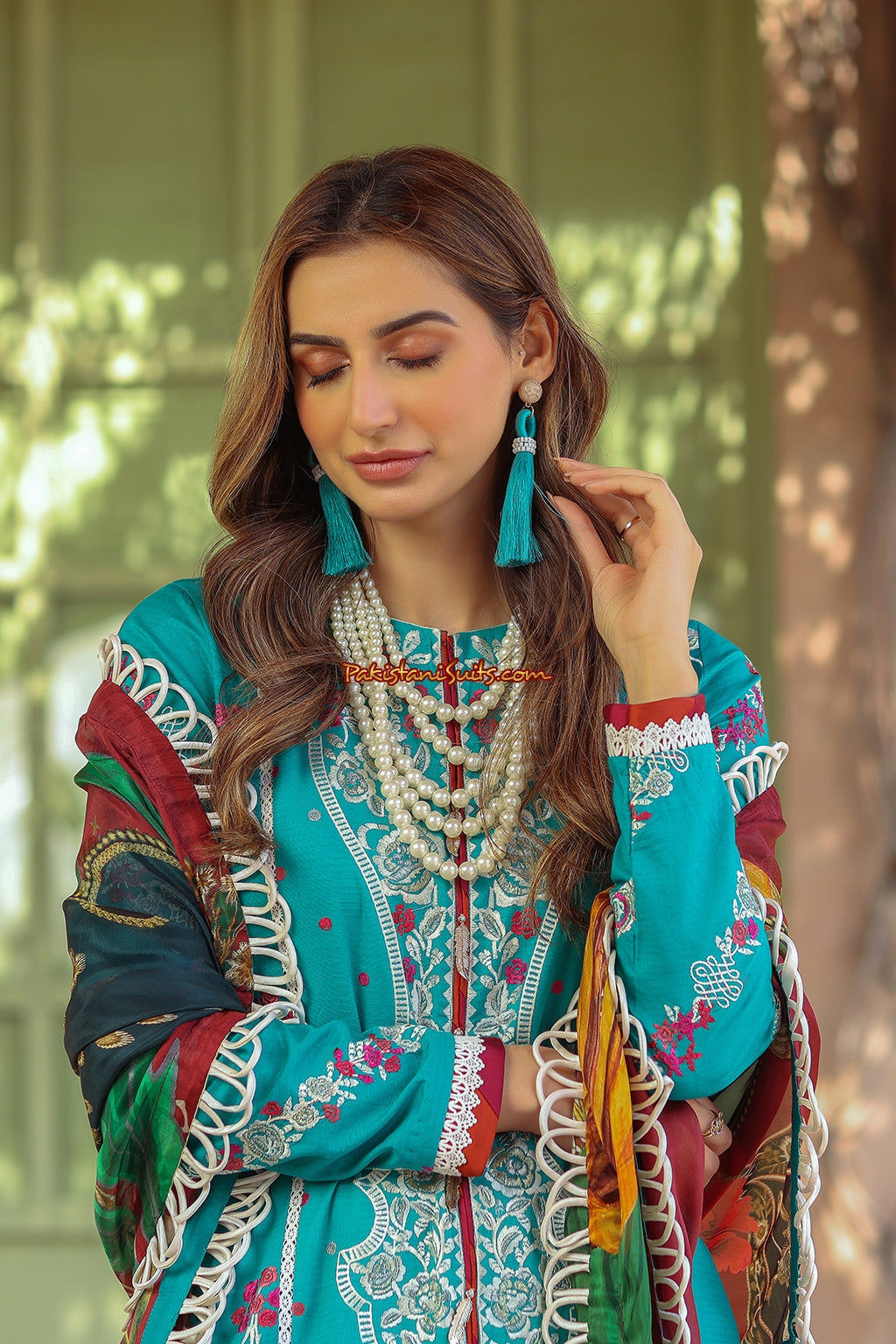 Saheliyaan by Gisele Unstitched 3 Piece Embroidered Lawn Suit GL22S D-02 GUL - Festive Collection