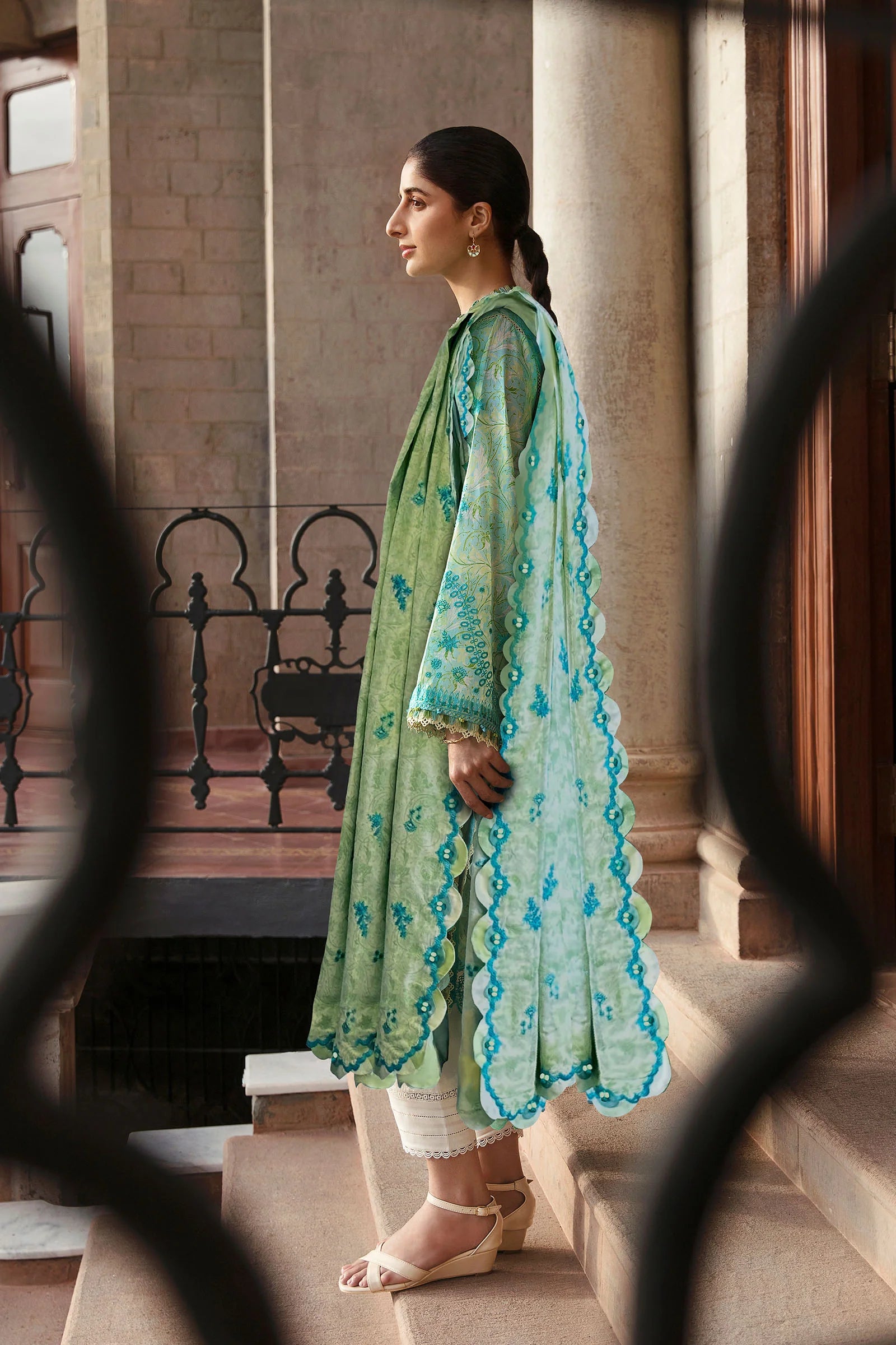 Zaha By Khadijah Shah Unstitched 3 Piece Embroidered Lawn Suit ZF 23-05 Miray - Festive Lawn Collection Brand Mafia by Zonash