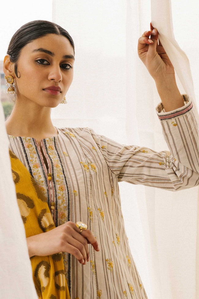 Zara Shahjahan Unstitched 3 Piece Embroidered Jacquard Suit ZSJ20GL ZAREEN-A - Spring / Summer Collection Brand Mafia by Zonash