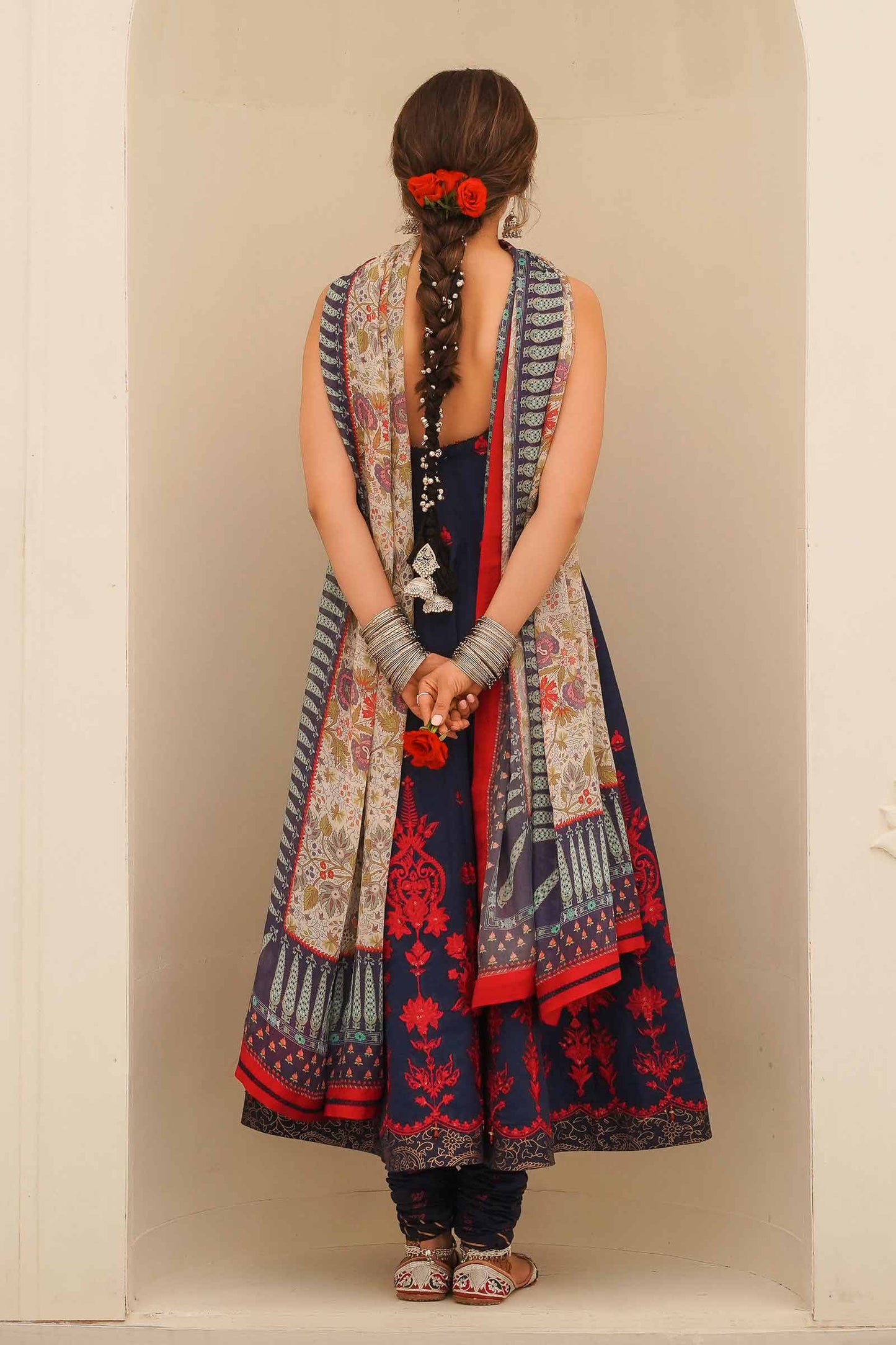 Zara Shahjahan Unstitched Embroidered Lawn 3 Piece Suit